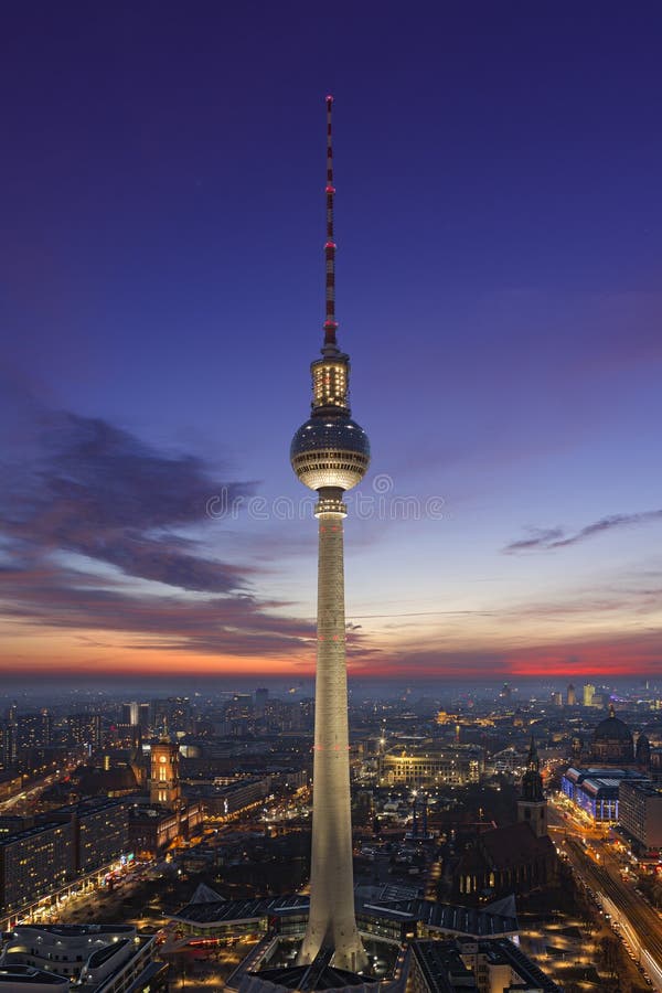 tour tele berlin hauteur