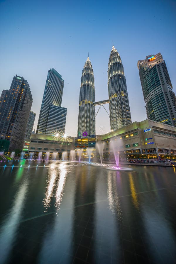 Tour jumelle de Petronas photo libre de droits