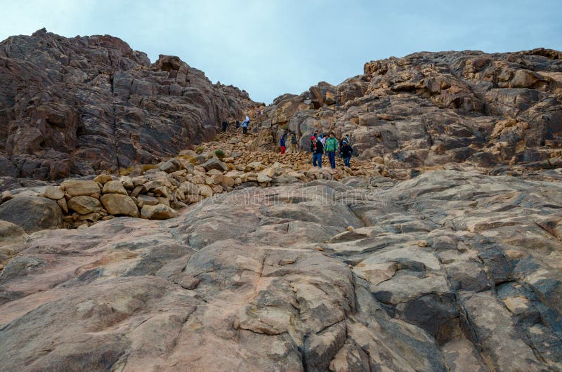 Tourists descend from Mount Moses, Egypt stock photography Tourists descend from Mount Moses, Egypt stock photography