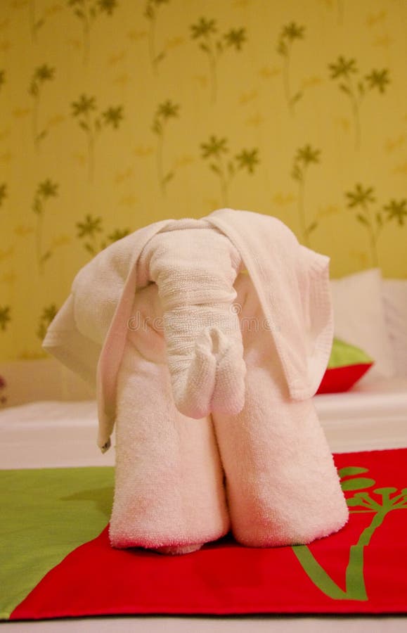 Towel Elephant on Bed with Decorative Runner stock photography