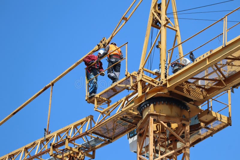 Types of crane machines