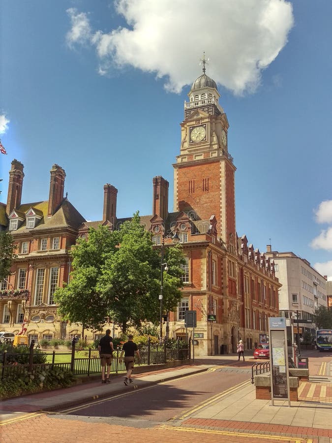 Leicester Town Hall Square Fountain Stock Image Image of county, city