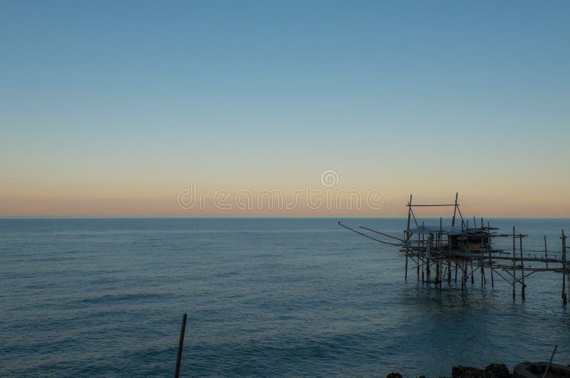 Trabocco bij zonsondergang royalty-vrije stock fotografie Trabocco bij zonsondergang royalty-vrije stock fotografie