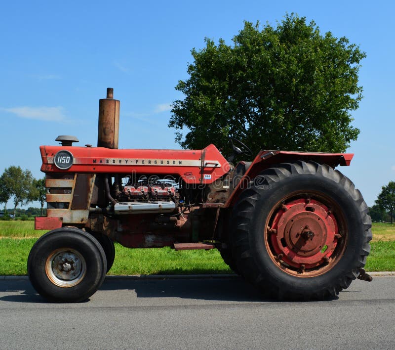 Tractor, Agricultural Machinery, Motor Vehicle, Vehicle Picture. Image