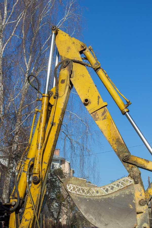 Tractor Shovel. stock image. Image of gravel, mining 35991101