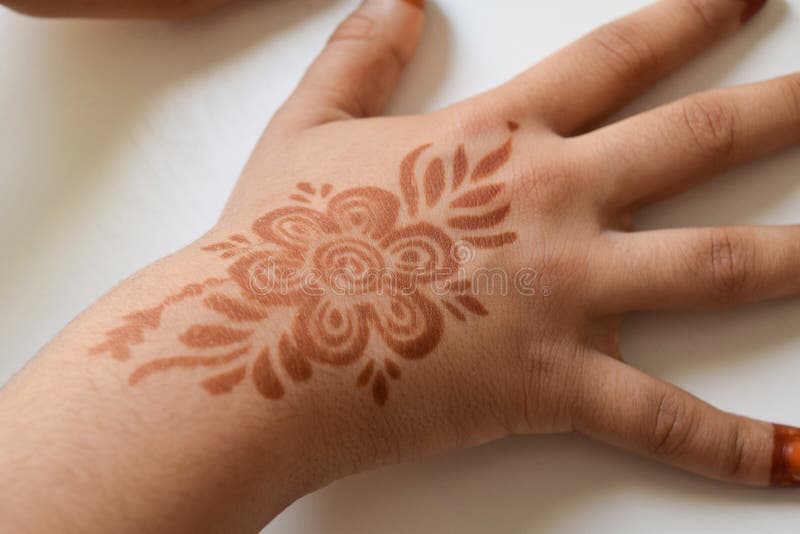 Share 96+ about mehndi tattoo for kids latest - in.daotaonec