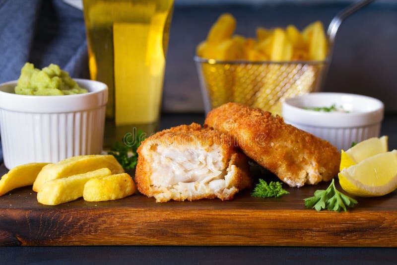 Traditional Fish and Chips with Peas. Stock Photo - Image of eating, potato: 184496428