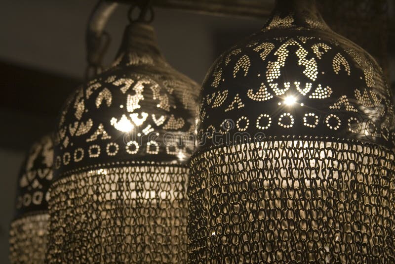 Traditional Style Lamp - Arabia