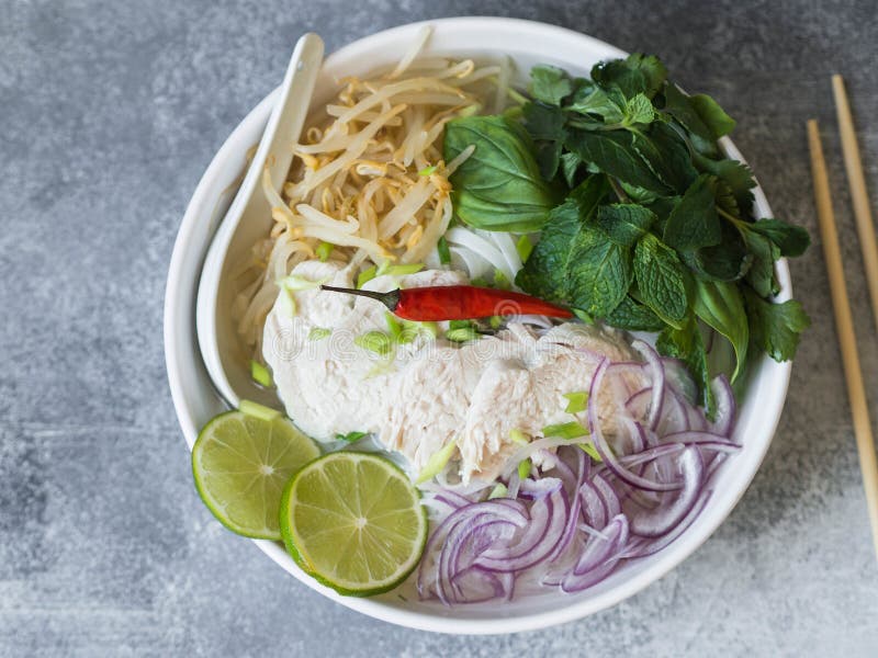 pho Asian soup bowls vietnamese