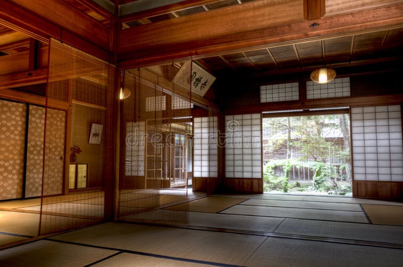 Traditionele Japanse koopvaardij het huisruimte van de edoperiode in Takayama