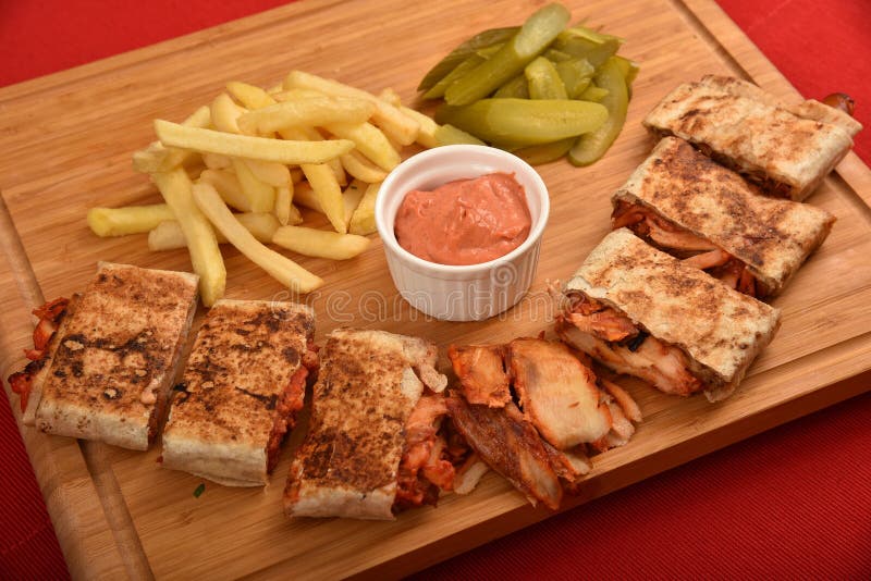 Arabisch Shawarma Sandwich Turkish Doner Kebab Syrische Kip Shawarma ...