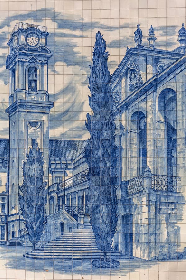 Traditionelle Fliesenplattensammlung, gemalt mit berühmten Monumenten, in der Coimbra-Stadtregion, auf Ausstellung in im Stadtzen stockbild Traditionelle Fliesenplattensammlung, gemalt mit berühmten Monumenten, in der Coimbra-Stadtregion, auf Ausstellung in im Stadtzen stockbild