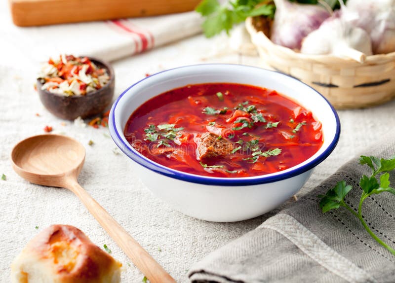 Traditionelle Ukrainische Russische Gemüsesuppe, Borschtsch Mit ...