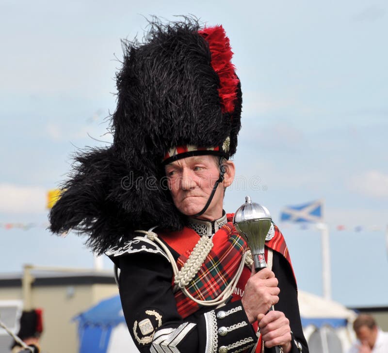 Traditioneller schottischer Mann Nairn Highlanf an den Spielen stockfoto Traditioneller schottischer Mann Nairn Highlanf an den Spielen stockfoto