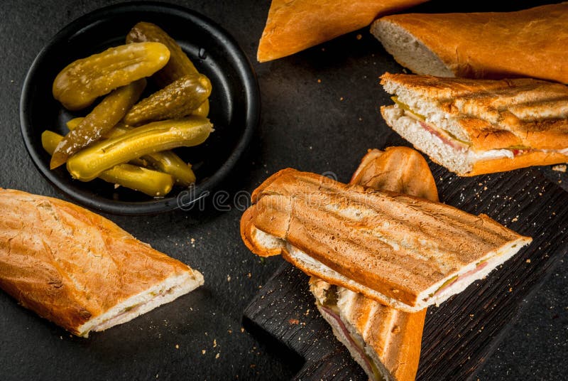 Gegrilltes Kubanisches Sandwich Stockbild - Bild von käse, küche: 9376173