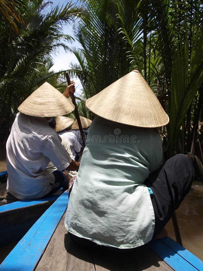 Traffico della barca in canale del fiume di mekong fotografie stock Traffico della barca in canale del fiume di mekong fotografie stock