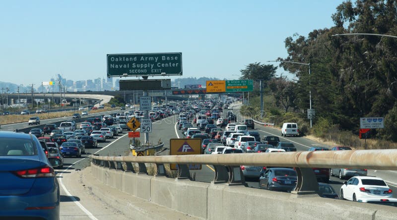 Traffico di area di San Francisco Bay fotografie stock libere da diritti Traffico di area di San Francisco Bay fotografie stock libere da diritti