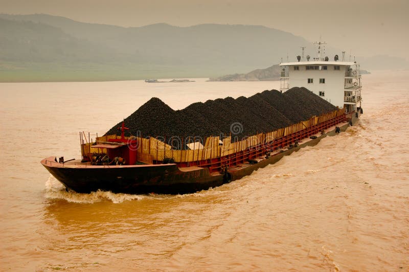 Traficul fluvial pe yangtze stock images