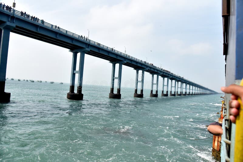 Train over the Sea ! Rameswaram Express on Pamban Bridge