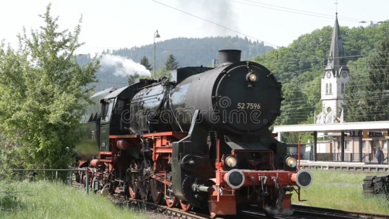 Train Schwarzwaldbahn de vapeur banque de vidéos