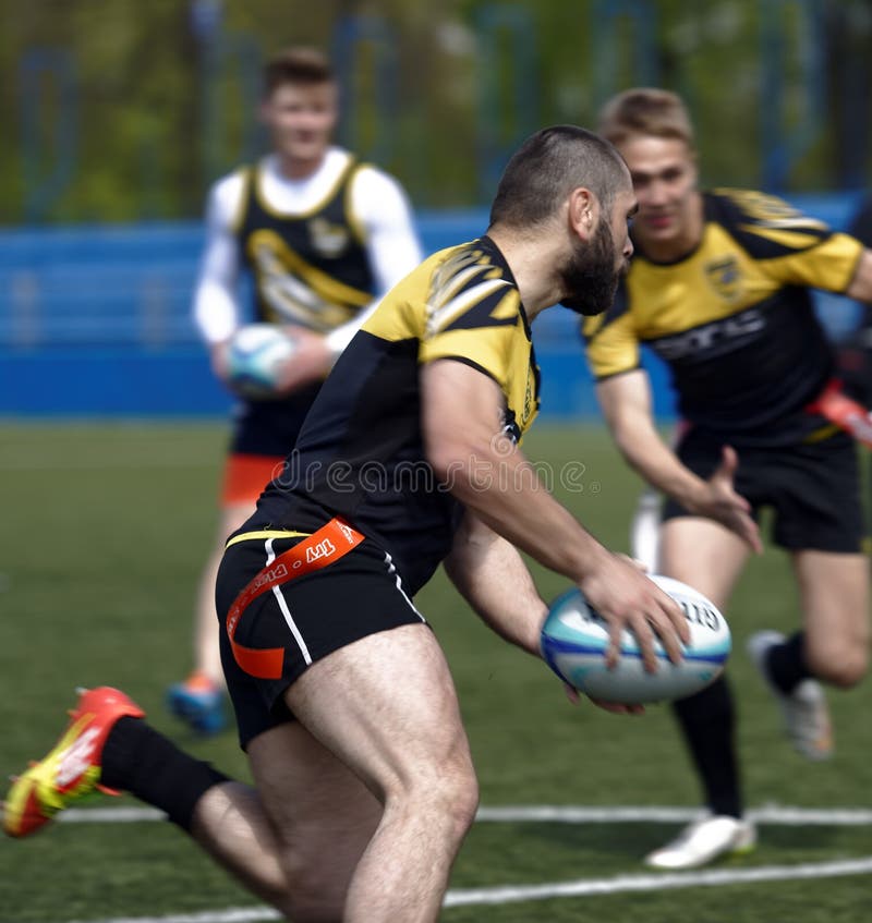 O Melhor Jogador Do Rugby De St Petersburg Sergey Gresev Fotografia  Editorial - Imagem de homem, petersburgo: 93754567