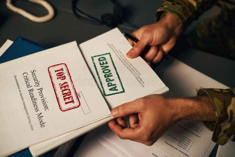 Traitement Sécurisé Des Documents Les Plus Secrets Et Approuvés images libres de droits
