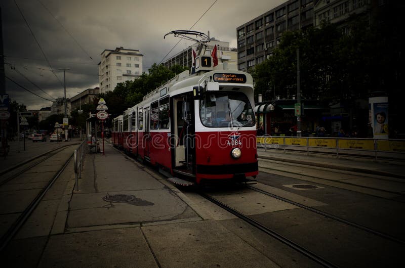 Tram di Vienna Austria luglio fotografia stock libera da diritti Tram di Vienna Austria luglio fotografia stock libera da diritti