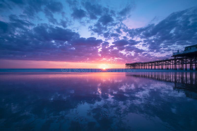 Tramonto della spiaggia di California alla spiaggia pacifica, San Diego immagini stock libere da diritti