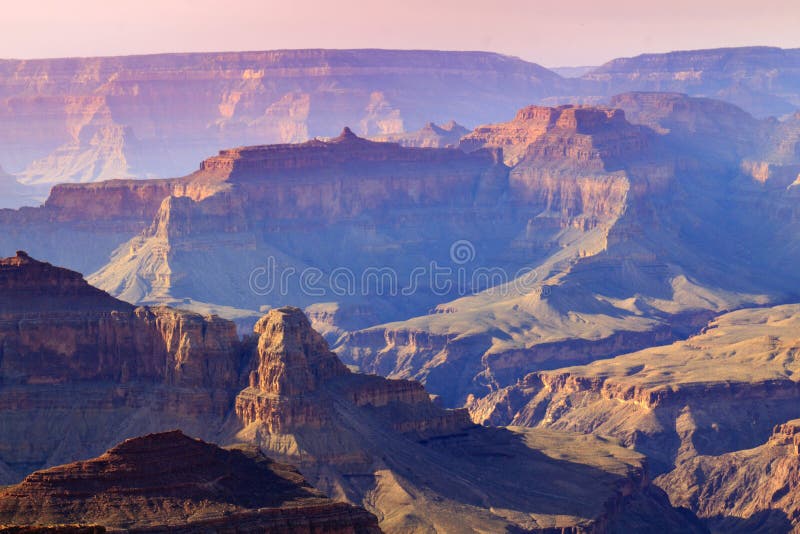 Tramonto maestoso Rim Grand Canyon National Park del sud Arizona immagine stock libera da diritti Tramonto maestoso Rim Grand Canyon National Park del sud Arizona immagine stock libera da diritti