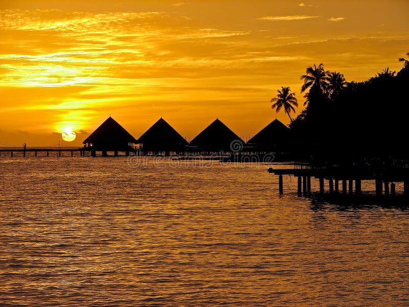 Tramonto nei Maldives. fotografia stock