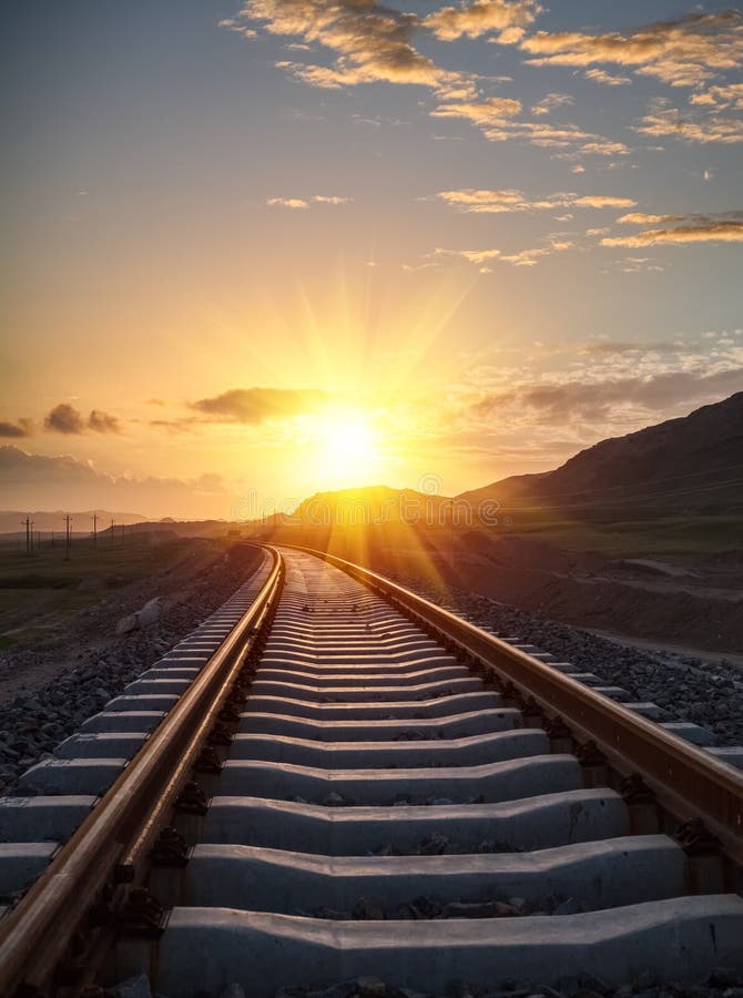 Tramonto nella ferrovia immagini stock libere da diritti Tramonto nella ferrovia immagini stock libere da diritti