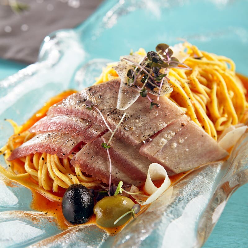 Tranches frites de poissons blancs photographie stock libre de droits Tranches frites de poissons blancs photographie stock libre de droits