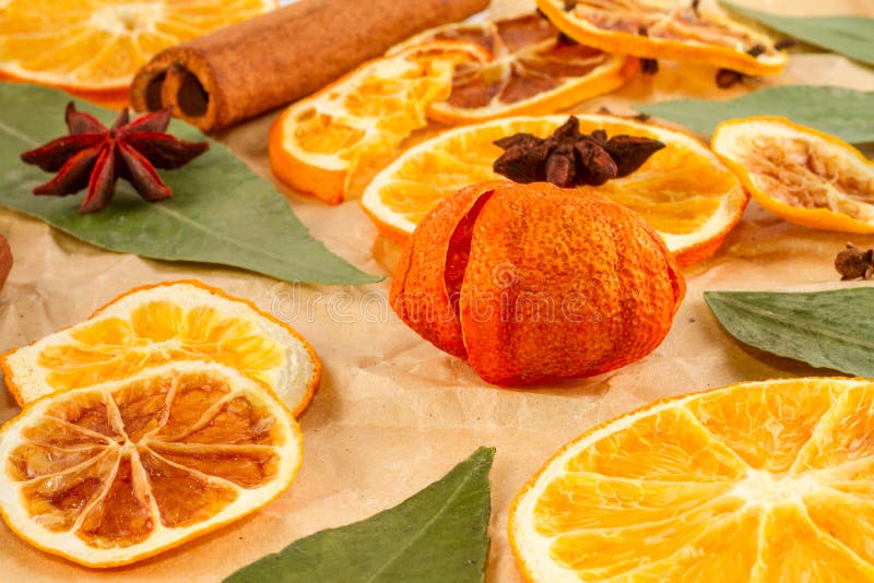 Séchés vert orange Tranches Ensemble Noël orange de fruits Mandarin Tranches Cannelle 