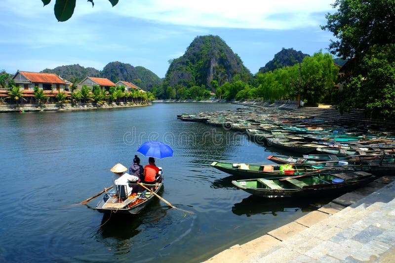 Trang - Ninh Binh - ένα Βιετνάμ στοκ εικόνες με δικαίωμα ελεύθερης χρήσης Trang - Ninh Binh - ένα Βιετνάμ στοκ εικόνες με δικαίωμα ελεύθερης χρήσης