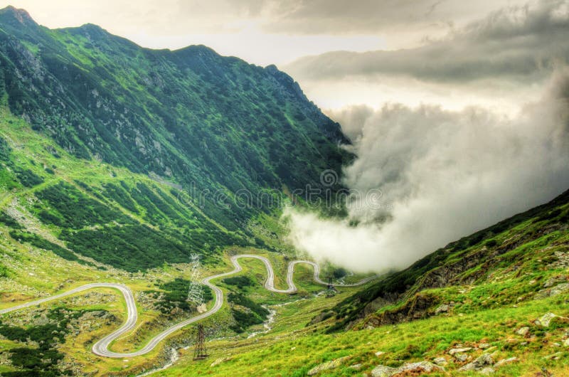 Il secondo più alto della strada, in Romania, la Strada è molto spettacolare strada in Romania.