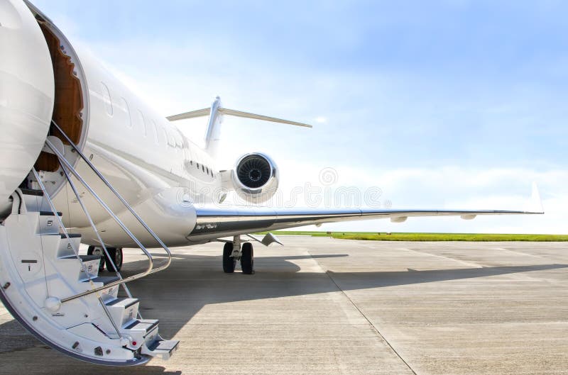 Trappa med jetmotorn på ett privat flygplan - Bombardier