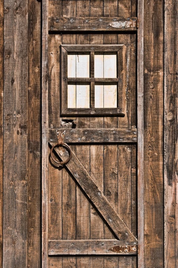Trappe En Bois Photo Stock Image Du Vieux Menuiserie 13703740 trappe-en-bois-photo-stock-image-du-vieux-menuiserie-13703740