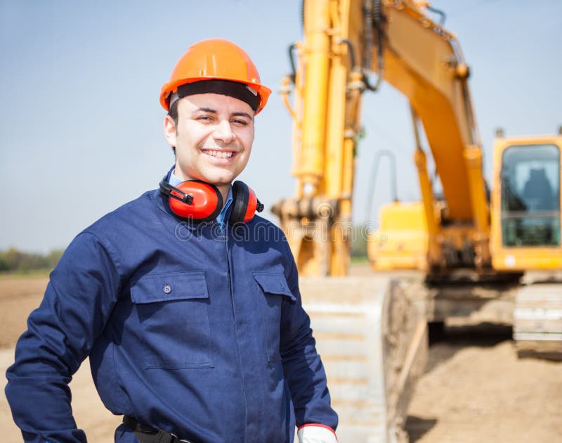Homme Au Travail Dans Un Chantier De Construction Image stock Image