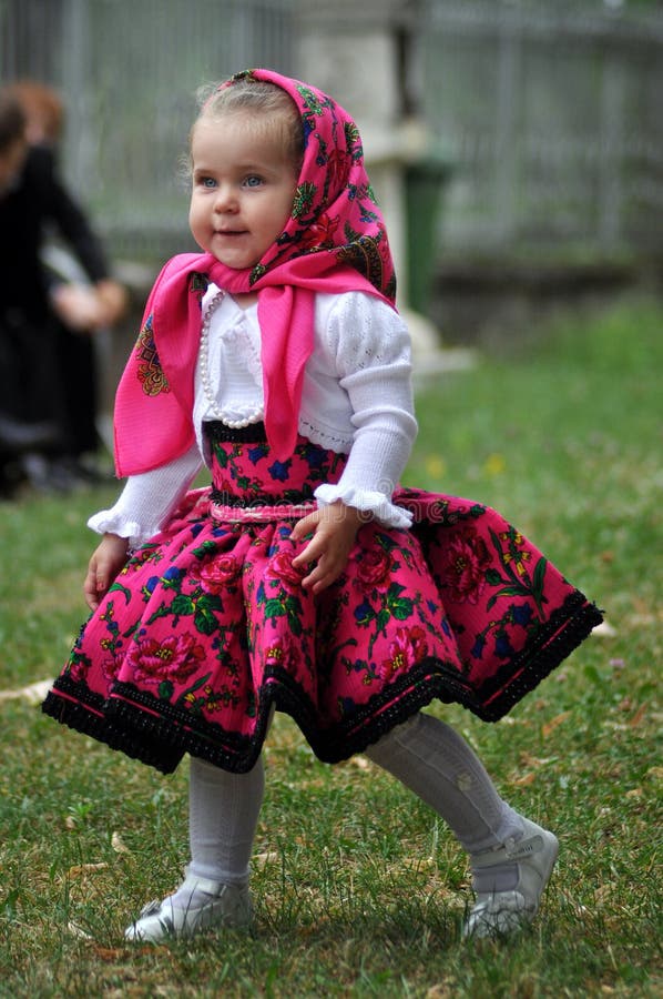 Bride in Traditional Hungarian Clothes Editorial Stock Image - Image of ...