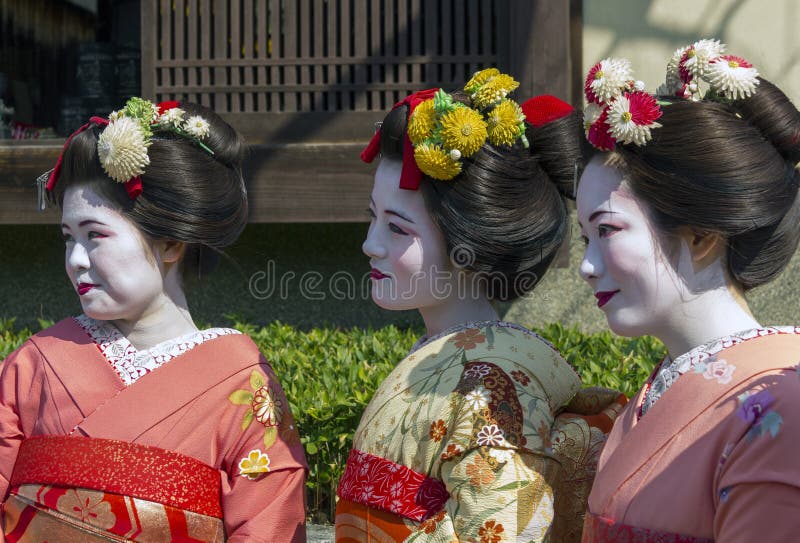 Tre geishas arkivfoton Tre geishas arkivfoton