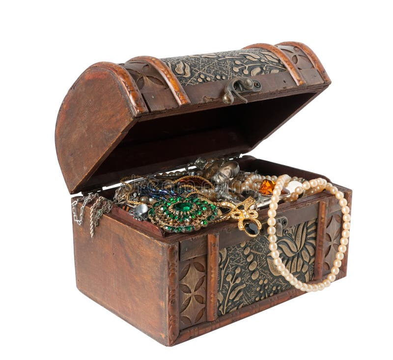 6+ Old wooden trunk money jewellery isolated Free Stock Photos