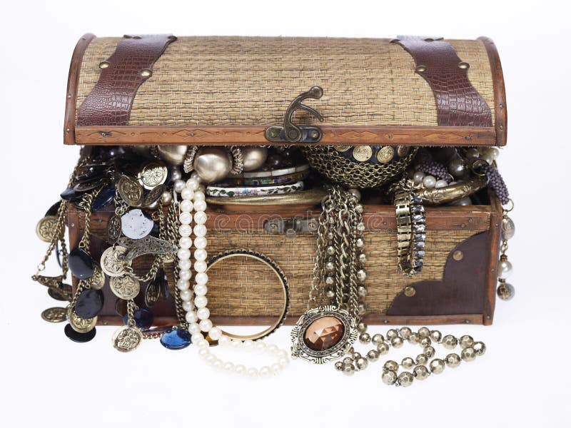 Treasure Chest With Lots Of Jewelry Stock Image - Image of 