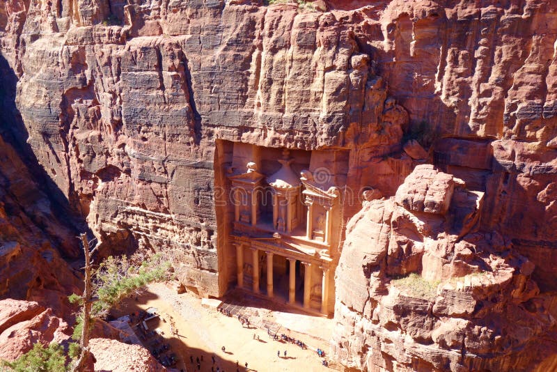 kandidatgrad Mange kold Treasury from Above. Al Khazneh in the Ancient City of Petra, Jordan, UNESCO  World Heritage Site Stock Image - Image of east, rock: 117328539