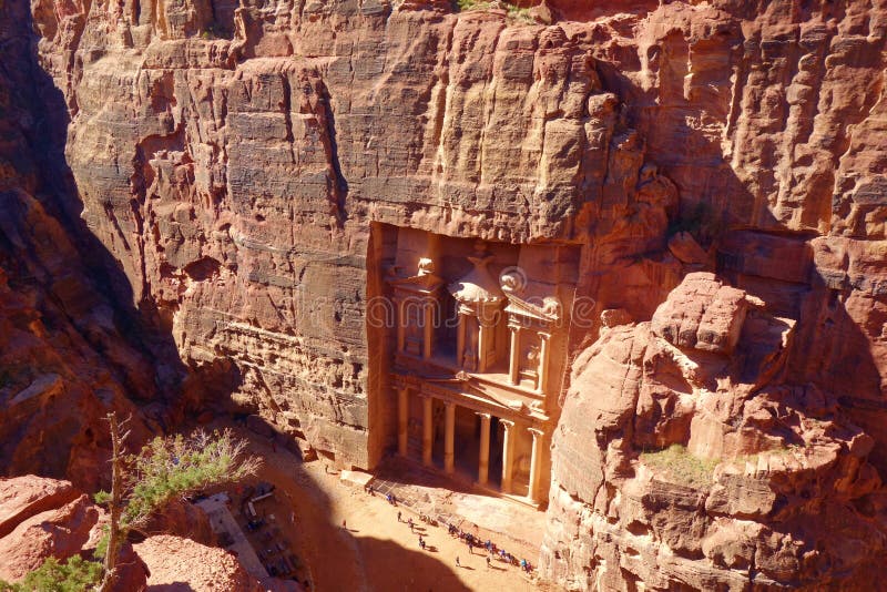 Treasury Above. Al Khazneh in the Ancient City of Petra, Jordan, UNESCO World Site Stock - Image of east, rock: 117328539
