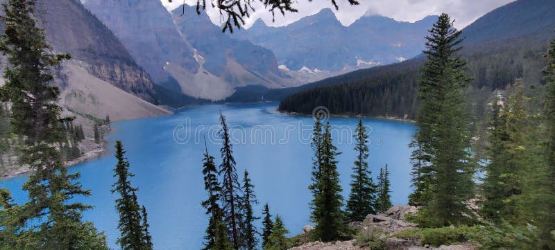 Moraine Lake, Lake Louise, Alberta, Canada