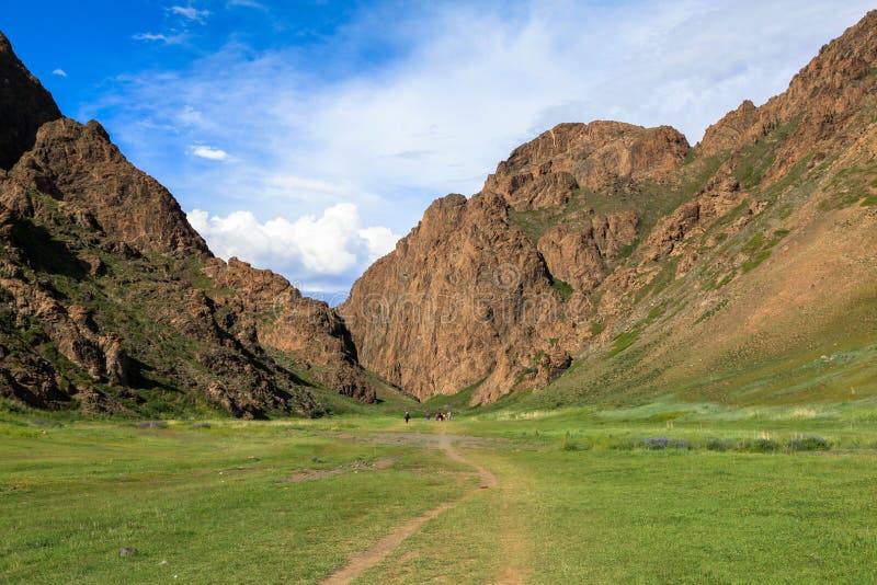 Trekking in Valley of flowers Mongolia