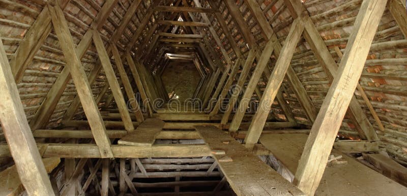 Trellis en bois dans l'église, jument de Copsa, Roumanie images libres de droits Trellis en bois dans l'église, jument de Copsa, Roumanie images libres de droits
