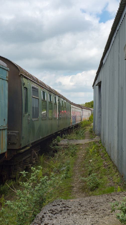 Foto de Assustador Trem e mais fotos de stock de Trem - Trem, Estrada de  ferro, Fotografia - Imagem - iStock