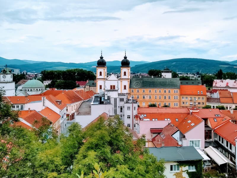 Trenčín, Slovensko - 14. júla 2019: Pohľad na Trenčín, mesto na západnom Slovensku