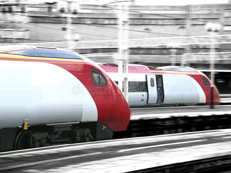 Treni ad alta velocità immagini stock libere da diritti Treni ad alta velocità immagini stock libere da diritti
